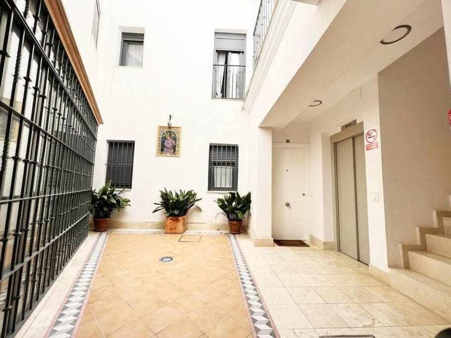 Aym Places Buen Viaje Parking Incluido Lägenhet Sevilla Exteriör bild