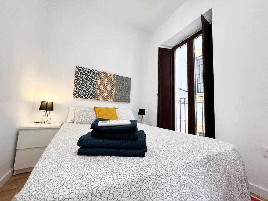 Aym Places Buen Viaje Parking Incluido Lägenhet Sevilla Exteriör bild