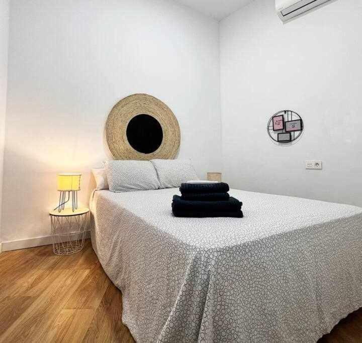 Aym Places Buen Viaje Parking Incluido Lägenhet Sevilla Exteriör bild